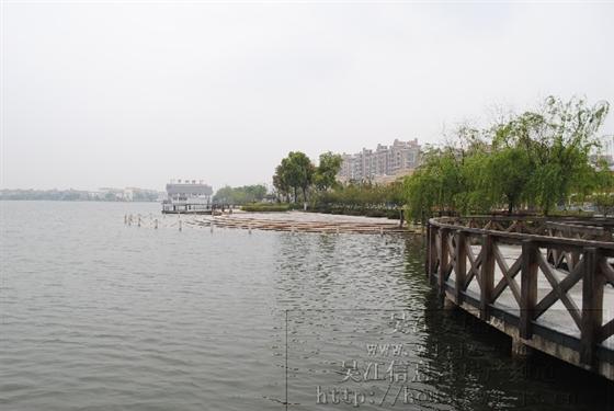 琳達(dá)探盤記——“湖濱雅園”別墅
