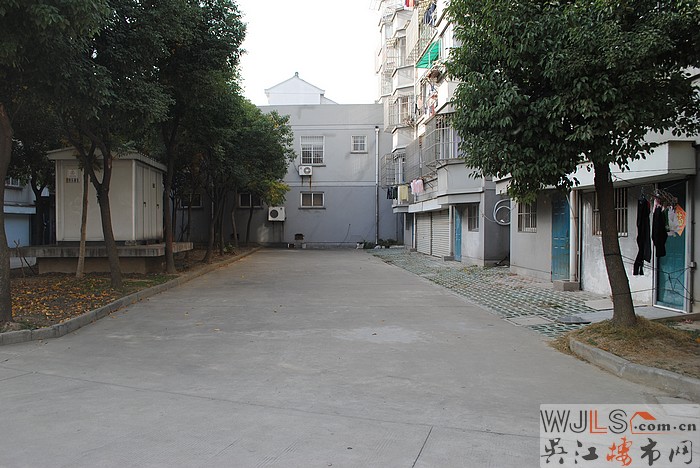 吳模家園東區(qū) 雙學(xué)區(qū)房 看房有鑰匙