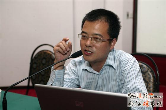 吳忠泉：做房地產(chǎn)市場(chǎng)的堅(jiān)守著