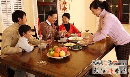 天城花園的24小時(shí)生活 每時(shí)每刻充滿溫情