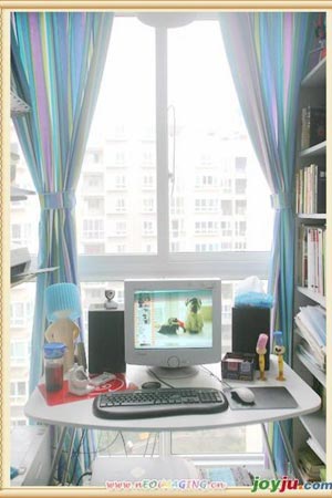其樂(lè)融融的溫馨小屋