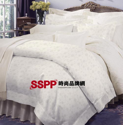 白色床品 解讀秋冬簡約時尚